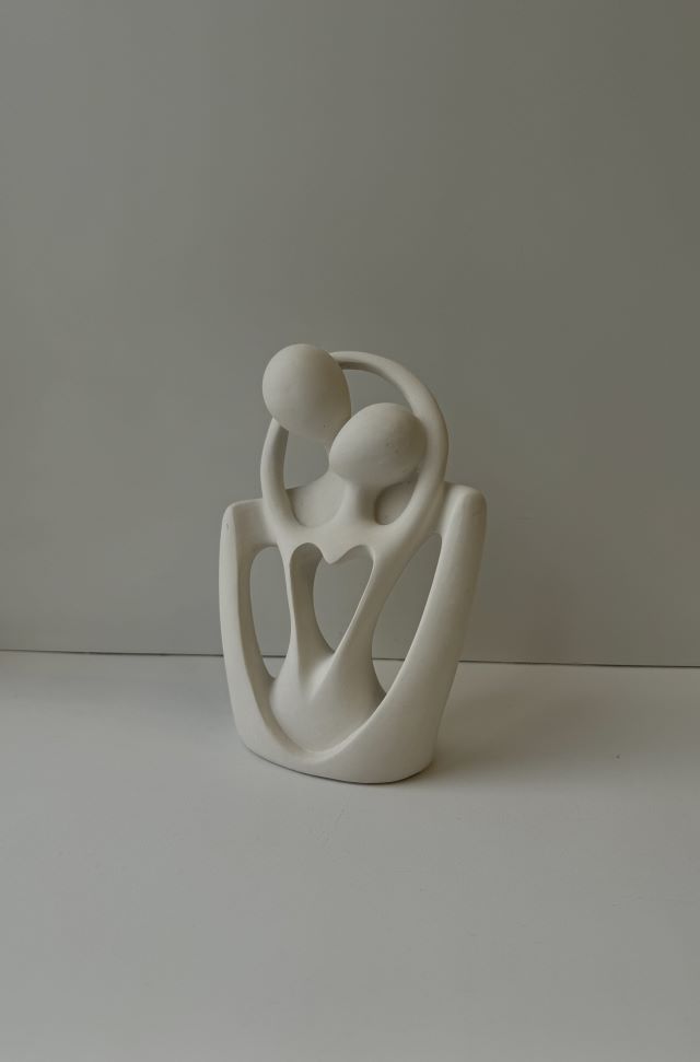 Статуэтка «Love»